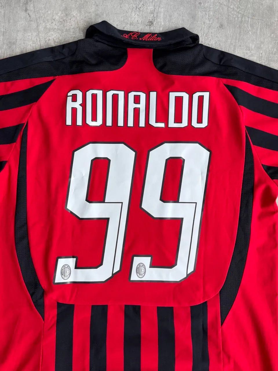 2008/2008 AC Milan x Adidas Ronaldo 9 Home Football Shirt