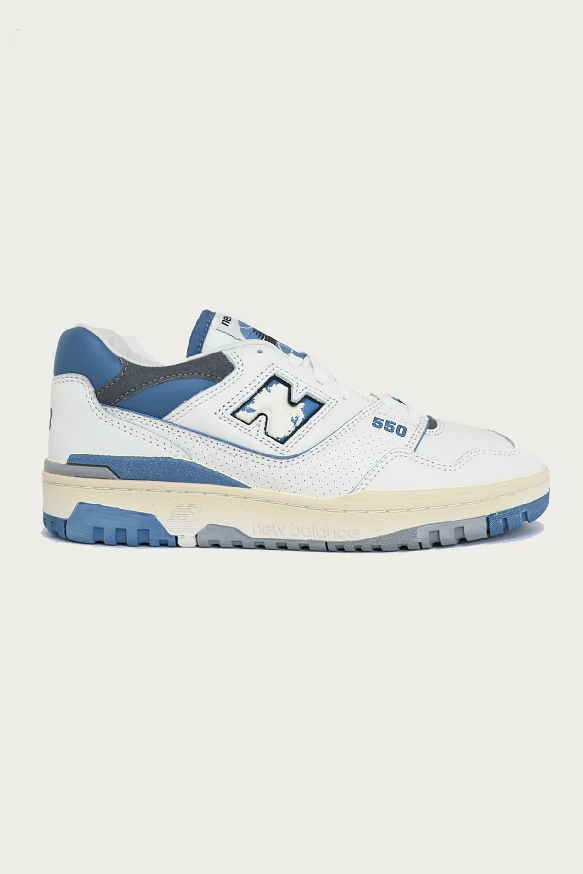 550 - Baby Blue/White Distressed