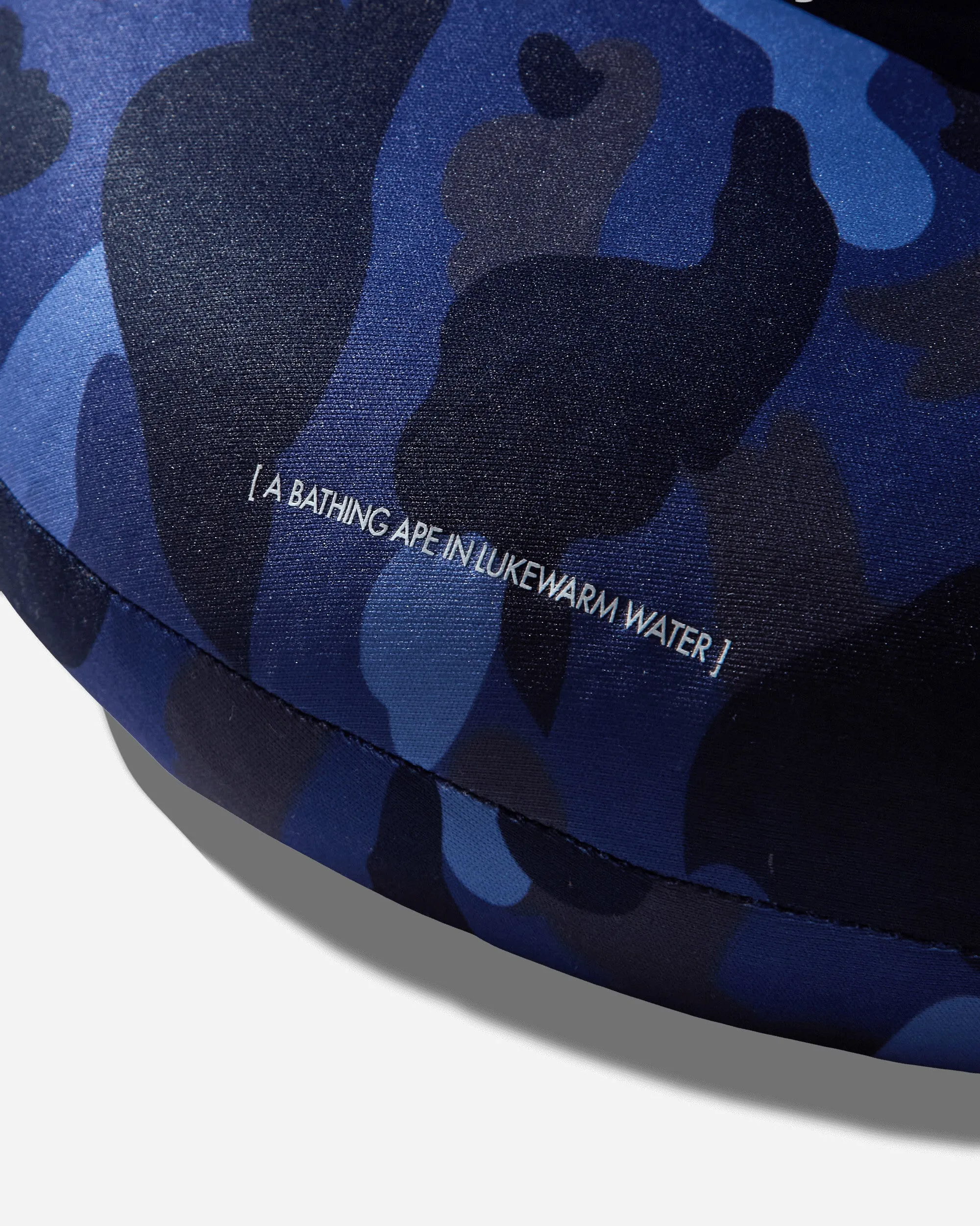 Color Camo 2Way Neck Pillow Navy