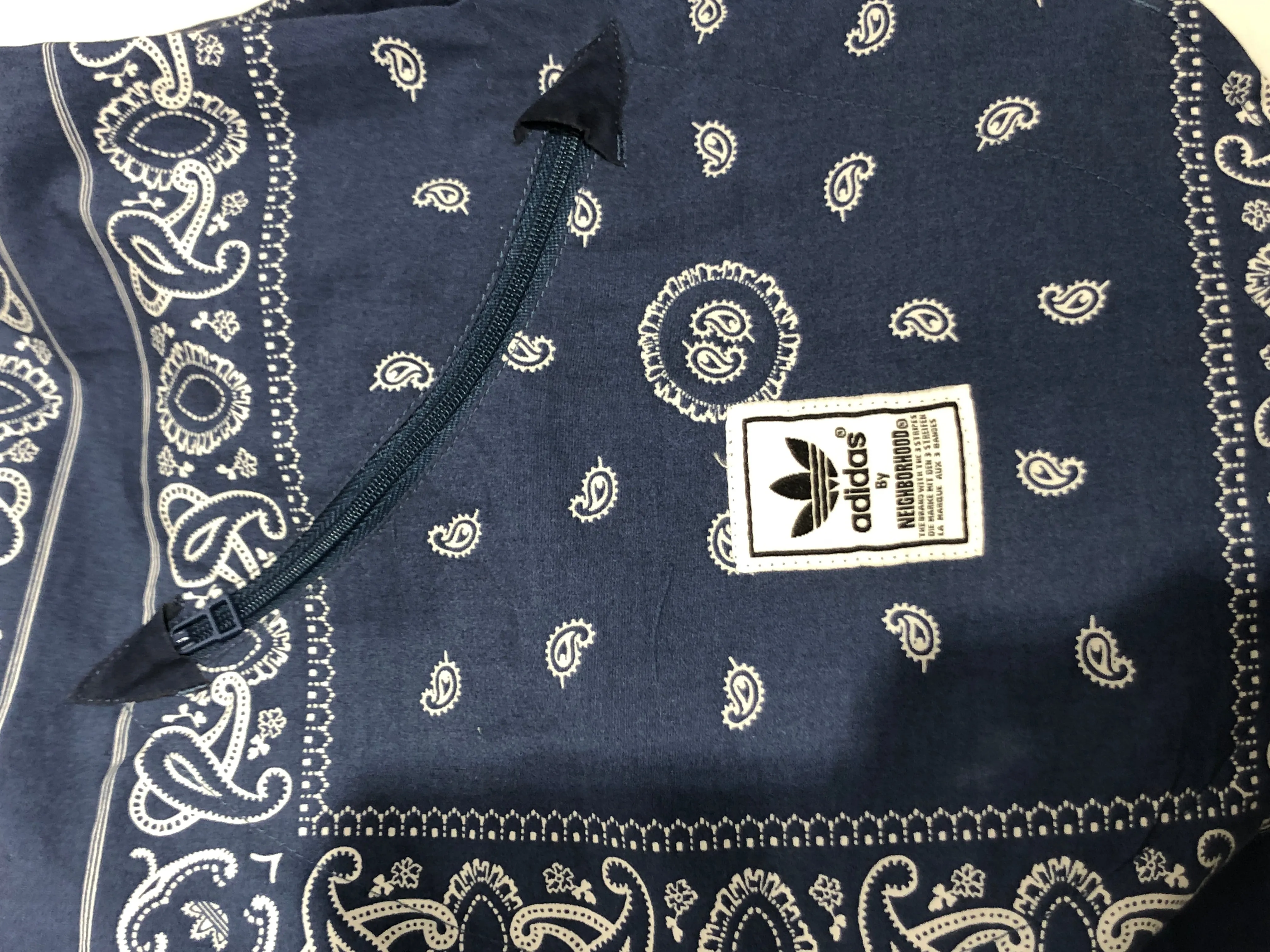 NEIGHBORHOOD/adidas/SS Shirt/S/Cotton/IDG/All Over Print/bandana print