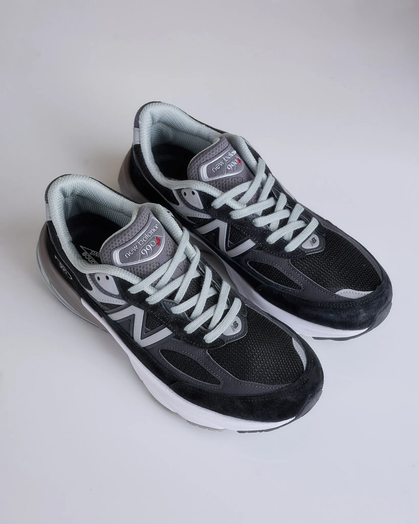 New Balance Men's M990v6 Made in USA Black White