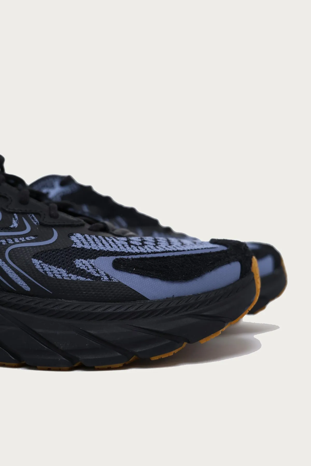 U Clifton LS - Black/Anchor